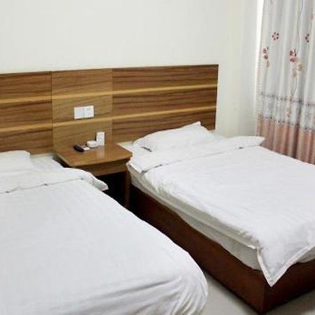 Yiwu Dong Ou Hotel Eksteriør bilde